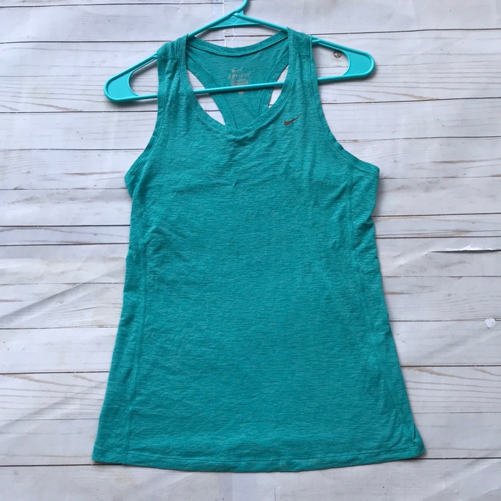 Nike Dri-Fit workout tank women’s small